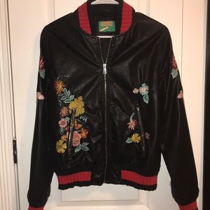 Vintage style faux leather embroidery jacket